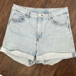 H&M mom jean shorts ultra high waist